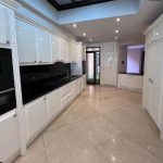 ۱۴۰ متر ۳خواب با قیمتی استثنایی خرید خود را انجام دهید