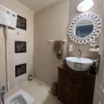 ۱۲۶ متر بدون پرتی با نورگیر مستقیم جنوبی در برج کادوس